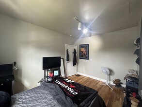 350 Probasco St in Cincinnati, OH - Building Photo - Building Photo