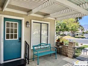 73450 Country Club Dr in Palm Desert, CA - Building Photo - Building Photo