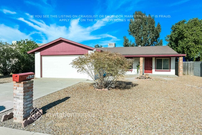 2636 E Cactus Rd