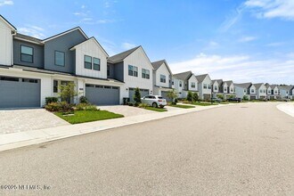 11408 Newtonian Blvd in Jacksonville, FL - Building Photo - Building Photo