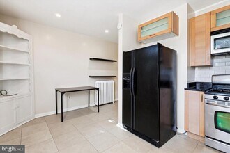 14 Seaton Pl NW in Washington, DC - Building Photo - Building Photo