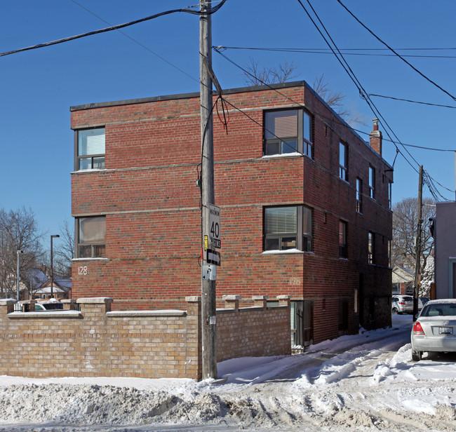 128 6th St in Toronto, ON - Building Photo - Building Photo