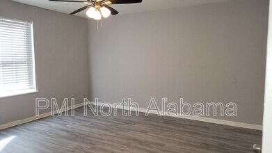 201 8th Ave SW in Decatur, AL - Building Photo - Building Photo