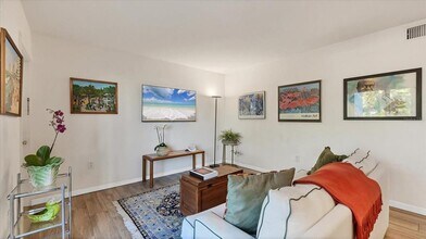 2304 Ringling Blvd in Sarasota, FL - Building Photo - Building Photo