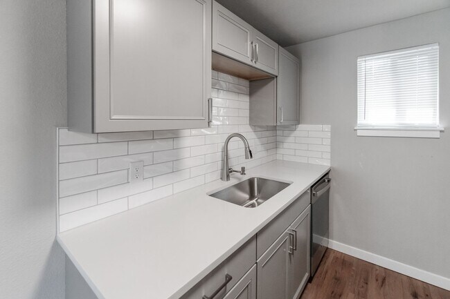 1713-1713 W Fairview Ave in Spokane, WA - Building Photo - Building Photo