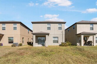 7028 Samuel Ivy Dr in Tampa, FL - Building Photo - Building Photo