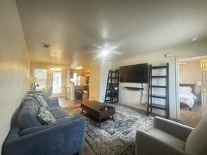 409 Creek St, Unit #B in Copperas Cove, TX - Building Photo - Building Photo