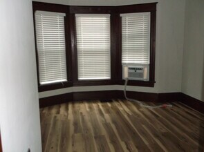 732 W Liberty St, Unit 1 in Rome, NY - Building Photo - Building Photo