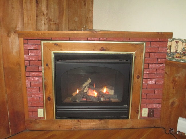 235 Pleasant St, Unit 1