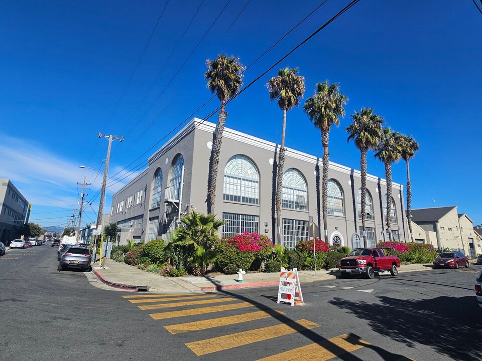 1232 19th St in Oakland, CA - Building Photo