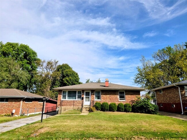 9135 Harold Dr