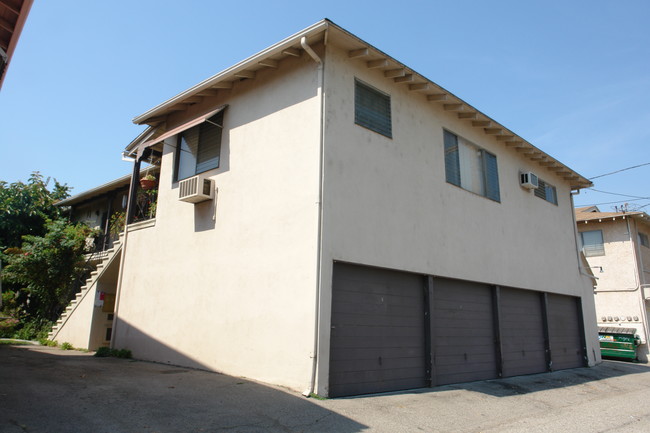 14221-14225 Moorpark St in Sherman Oaks, CA - Building Photo - Building Photo