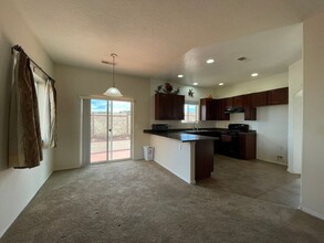 156 Carson Valley Way in Santa Fe, NM - Building Photo - Building Photo