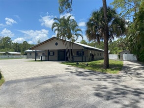 2315 Deer Run Blvd in Loxahatchee, FL - Building Photo - Building Photo