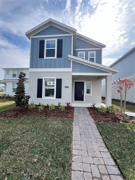 6824 Oak Commons Way in Orlando, FL - Building Photo