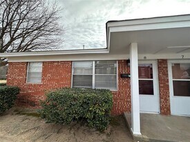 500 Stinson St in Norman, OK - Building Photo