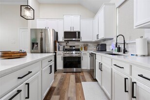 711 Audra Ln in Spring, TX - Building Photo