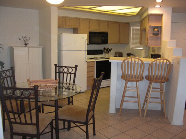 10410 N Cave Creek Rd, Unit 1059 in Phoenix, AZ - Building Photo - Building Photo