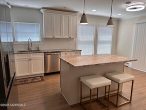 7 Carlsbad Dr in Toms River, NJ - Building Photo - Building Photo