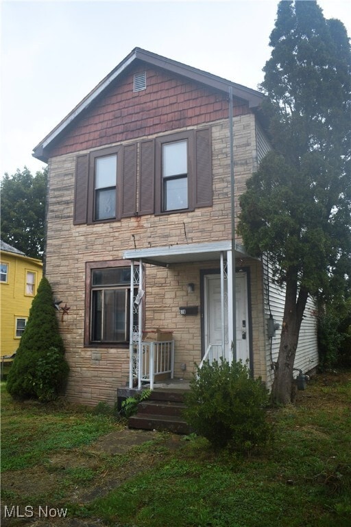 property at 616 Pine St