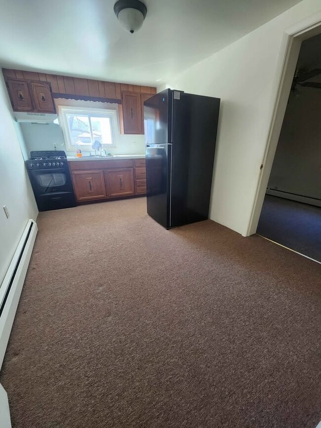 430 Jordan Ave, Unit 7 in Montoursville, PA - Foto de edificio - Building Photo