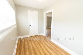 431 Browns Ferry Rd in Chattanooga, TN - Building Photo - Building Photo
