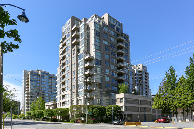 Rosario Gardens in Richmond, BC - Building Photo - Building Photo