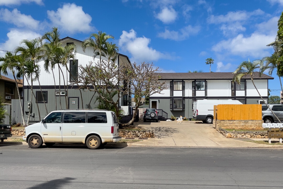 68-037 Apuhihi St in Waialua, HI - Building Photo