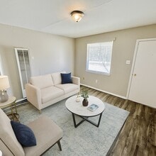 1198 N Evergreen St in Memphis, TN - Building Photo - Building Photo