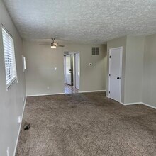4901 Guthrie Dr in Indianapolis, IN - Building Photo - Building Photo