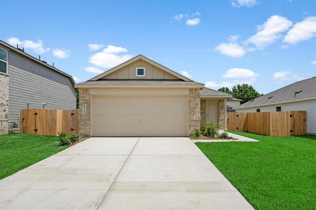 25745 John Wayne Dr in Splendora, TX - Building Photo - Building Photo