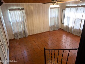 183 Sherman Dr Cir in Interlachen, FL - Building Photo - Building Photo