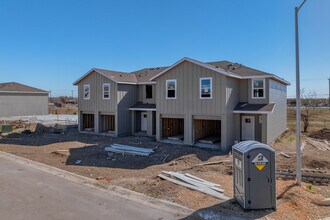 11326 Clearmine St in San Antonio, TX - Building Photo - Building Photo