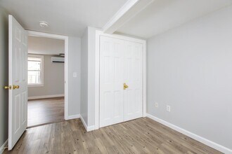 5 Johnson Ave in Hampton, NH - Building Photo - Building Photo