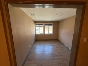 12880 McKinley Ave in Chino, CA - Foto de edificio - Building Photo