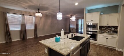 27057 N Skipping Rock Rd in Peoria, AZ - Building Photo - Building Photo