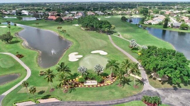10391 Boca Woods Ln in Boca Raton, FL - Building Photo - Building Photo