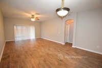 7623 Dragon Fly Loop in Gibsonton, FL - Building Photo - Building Photo