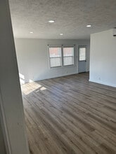 4233 E 38th St, Unit 4233 e 38th st unit C in Indianapolis, IN - Building Photo - Building Photo