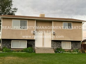 102 9230 S-Unit -104 in Sandy, UT - Building Photo - Building Photo