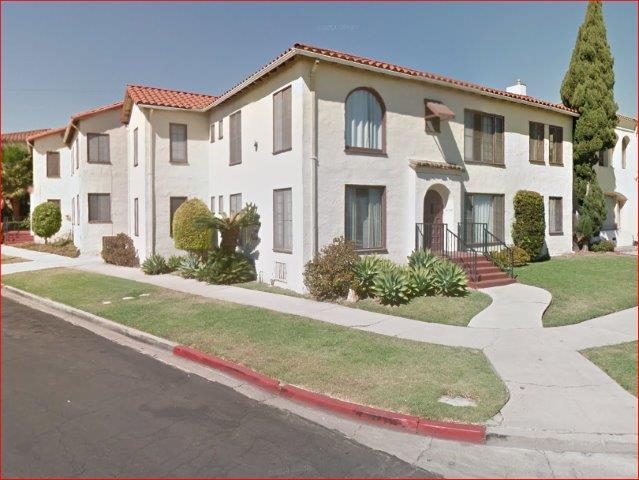 1085 S Cloverdale Ave in Los Angeles, CA - Foto de edificio