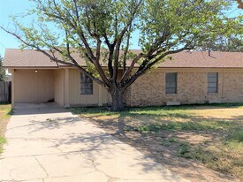3404 Upland Ave in Lubbock, TX - Building Photo