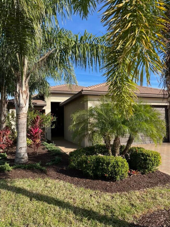 10649 SW Sunray St in Port St. Lucie, FL - Building Photo - Building Photo