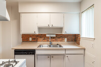 Village Townhomes in Midland, MI - Foto de edificio - Interior Photo