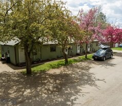 314 E Beall St in Bozeman, MT - Building Photo