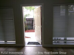 1028 SW 15th Terrace in Fort Lauderdale, FL - Building Photo - Building Photo