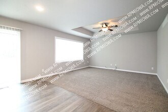 4709 SW Logan St in Ankeny, IA - Building Photo - Building Photo