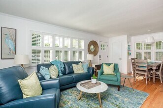 31 Conklin Terrace in East Hampton, NY - Building Photo - Building Photo