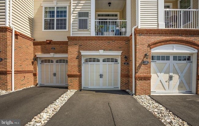 23235 Milltown Knoll Square in Ashburn, VA - Building Photo - Building Photo