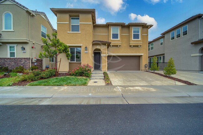 1040 Sagittaria Cir